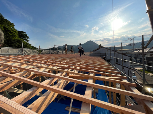 静岡県東部工務店の屋根工事