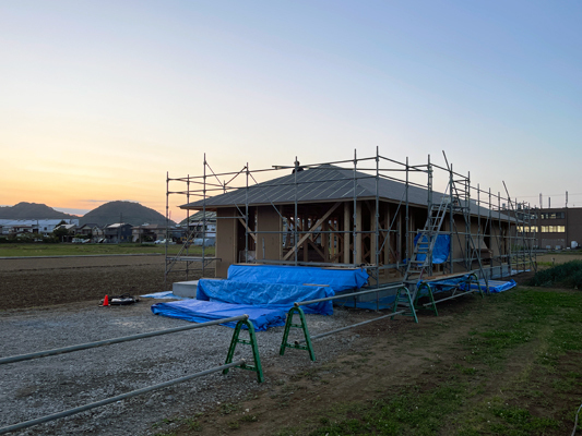 静岡県東部伊豆の国市で高性能な平家住宅を新築中