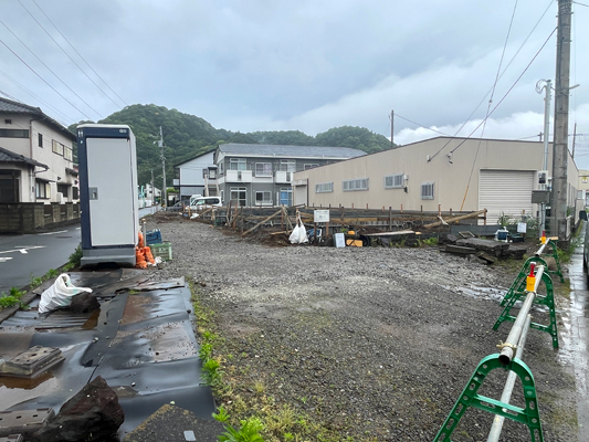 暴風時の現場安全確認　伊豆の国市の工務店「住宅舎」