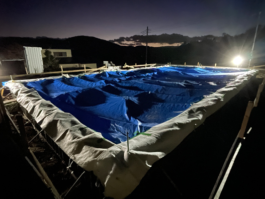 寒いときのコンクリート養生　静岡県東部工務店「住宅舎」