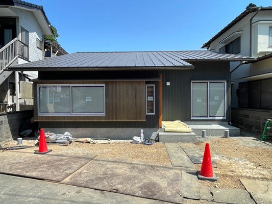 木の外壁の平屋住宅　静岡県東部工務店「住宅舎」