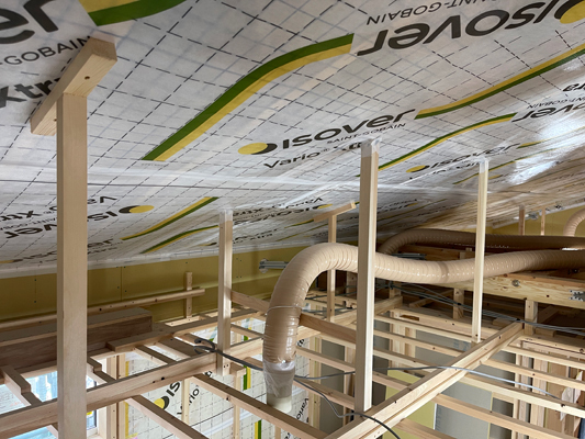 小屋裏エアコンのＳＡダクト　静岡県東部工務店「住宅舎」